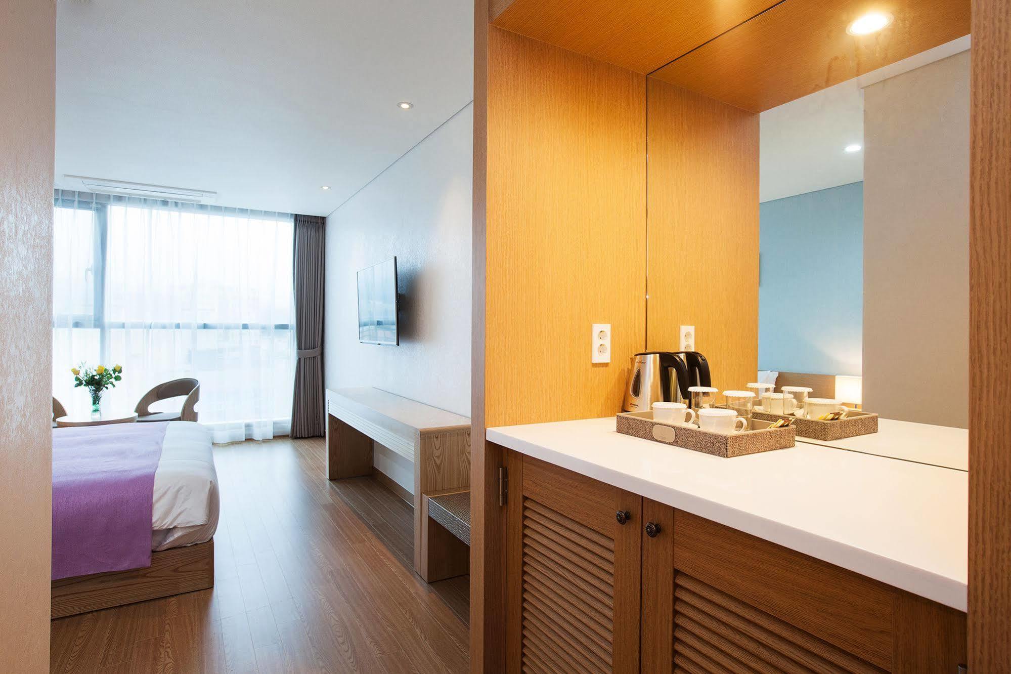 Youus Hotel Согвіпо Екстер'єр фото