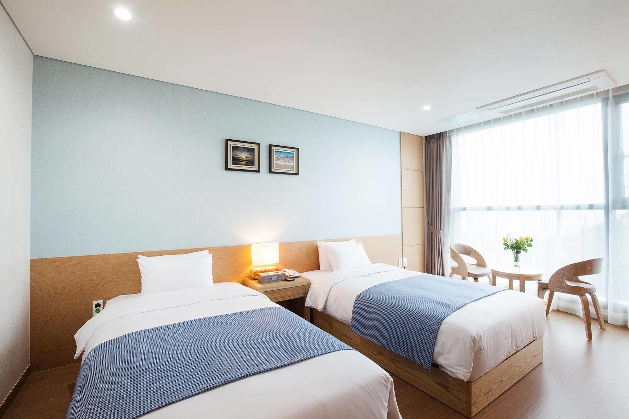 Youus Hotel Согвіпо Екстер'єр фото